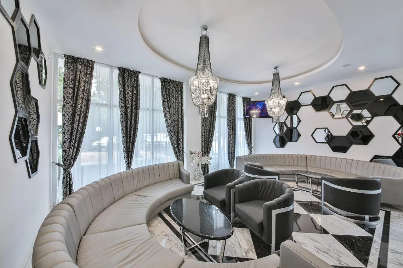 Prestige Deluxe Hotel Aquapark Club Golden Sands