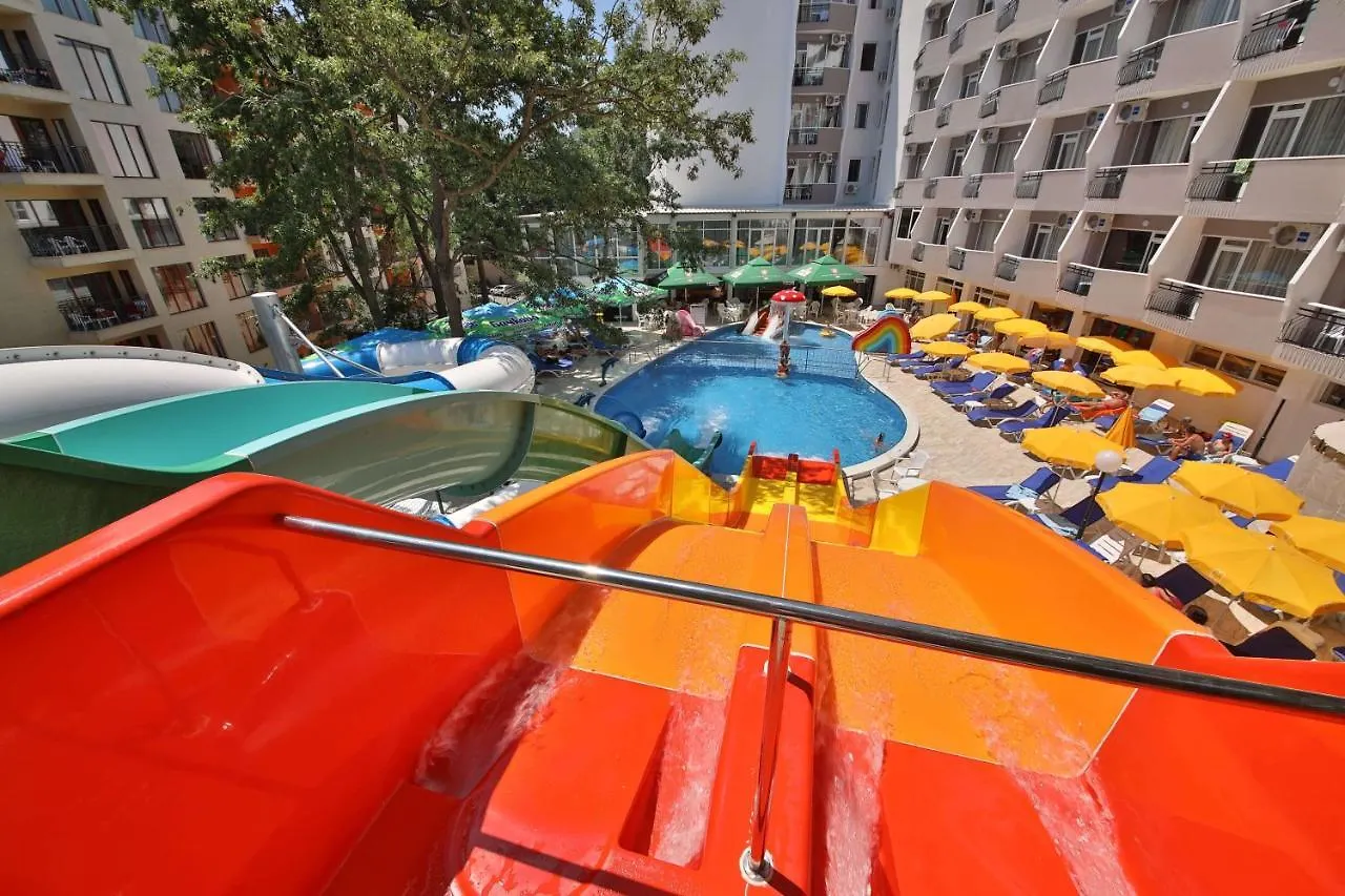 Prestige Deluxe Hotel Aquapark Club Golden Sands 4*,